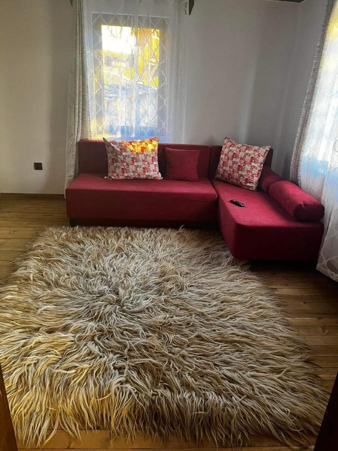 Къща За Гости Близнаците Lesjten Exteriör bild